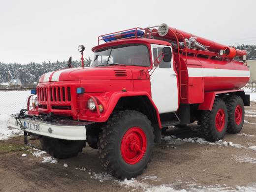 Ugniagesių  automobilis perduotas ukrainiečiams