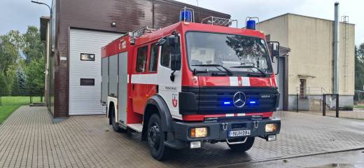 Ukmergės rajono savivaldybės priešgaisrinės tarnybos ugniagesiams gelbėtojams – naujas gaisrinis automobilis